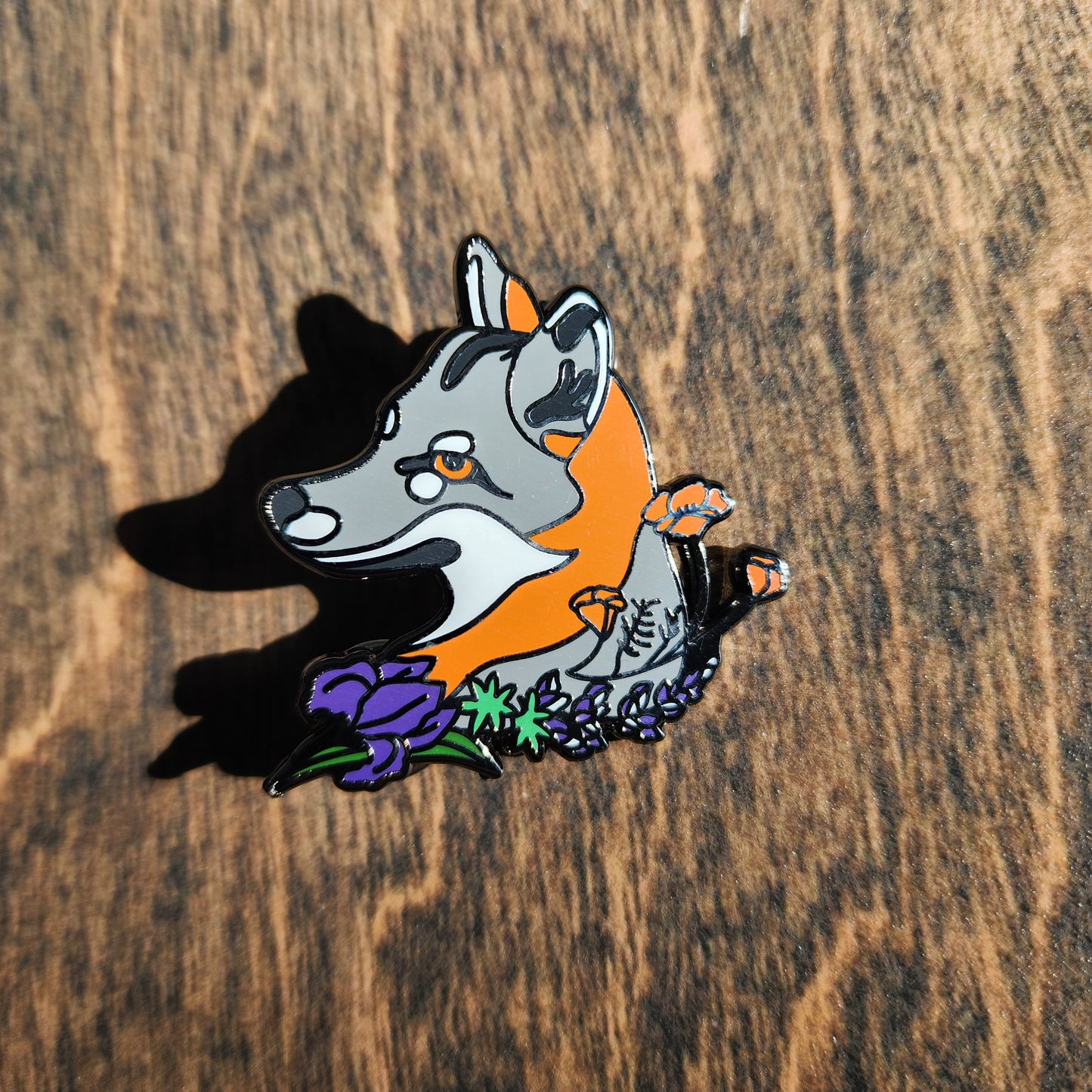 Gray Fox Pin